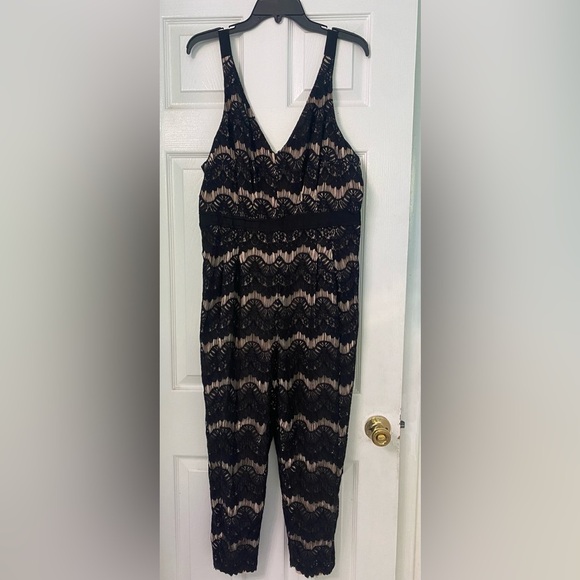 Tracy Reese Pants - Tracy Reese Women's Black Lace Sleeveless Jumpsuit Romper V Neck Size 12